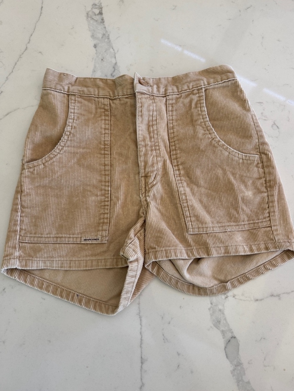 Vintage tan corduroy shorts!!!